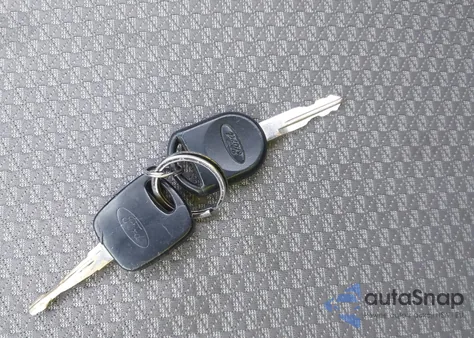 2001 Ford Focus Zx3 from USA, damaged, VIN 3FAFP31301R214221